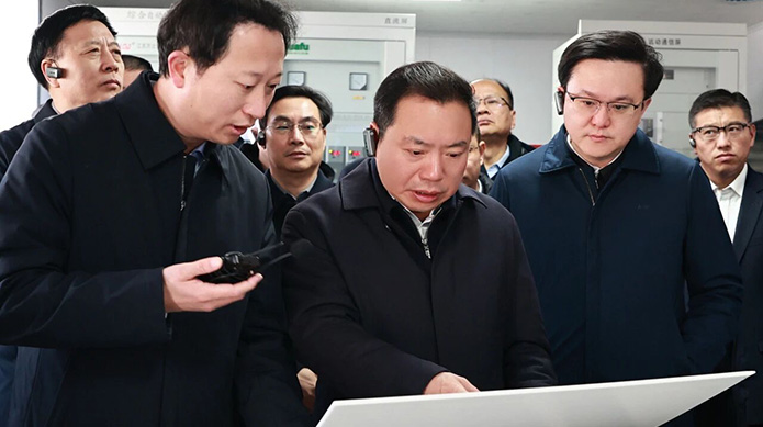 县委常委会专题调研海洋经济工作